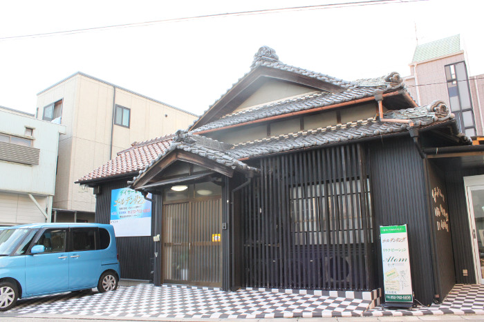 ゴールデンリング本山外観